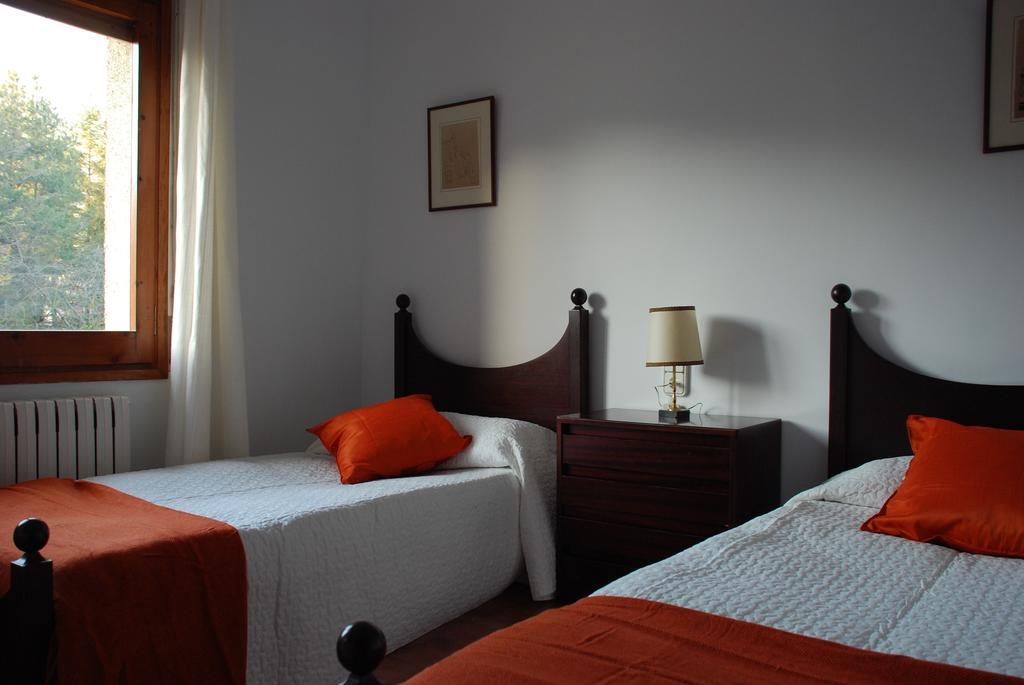 Can Lladoner San Lorenzo de Morunys Zimmer foto